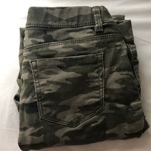 Super cool Camo Jeans, size 10-12 worn 1-2 times.